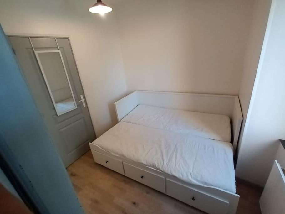 Studio Cosy Sur Mulhouse Centre Apartment ภายนอก รูปภาพ